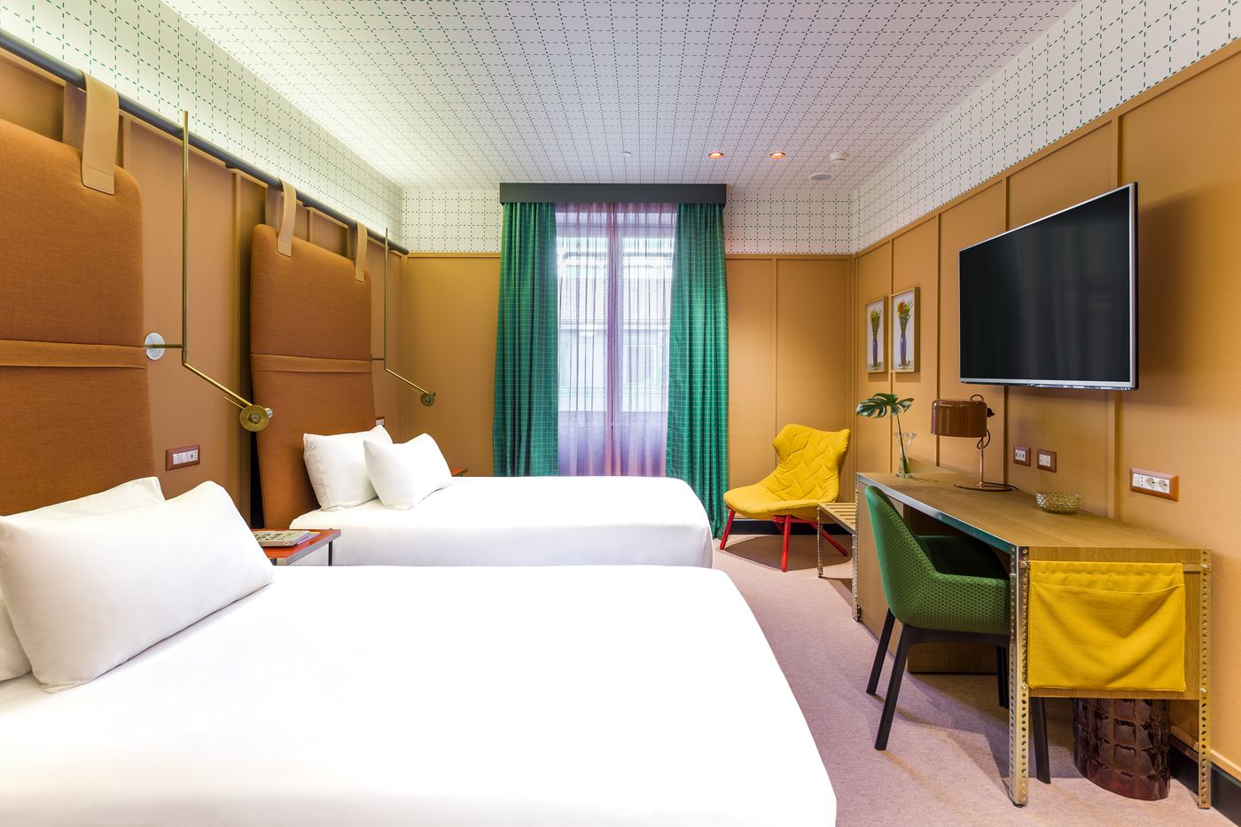 Room-Mate-Giulia-Room-36