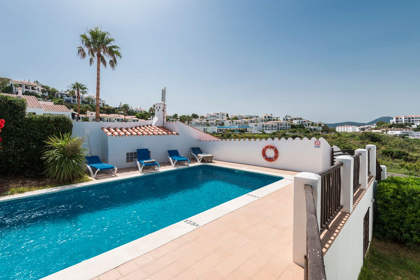 Villas-Playas-de-Fornells-Pool-1