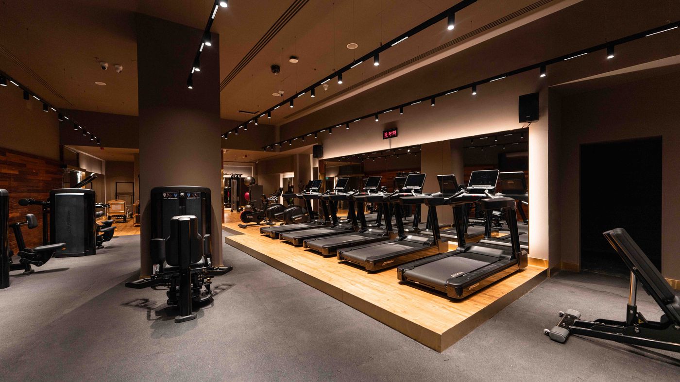 DoubleTree-by-Hilton-Hotel-Istanbul---Moda-Sports-and-Entertainment-67