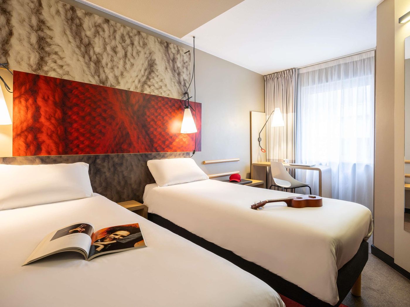 ibis-Brussels-City-Centre-General-view-33