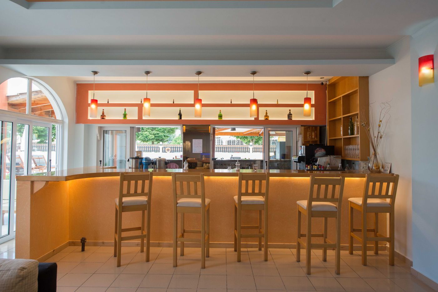 Silver-Beach-Hotel-and-Annexe-Apartments---Adults-Only-Bar-36