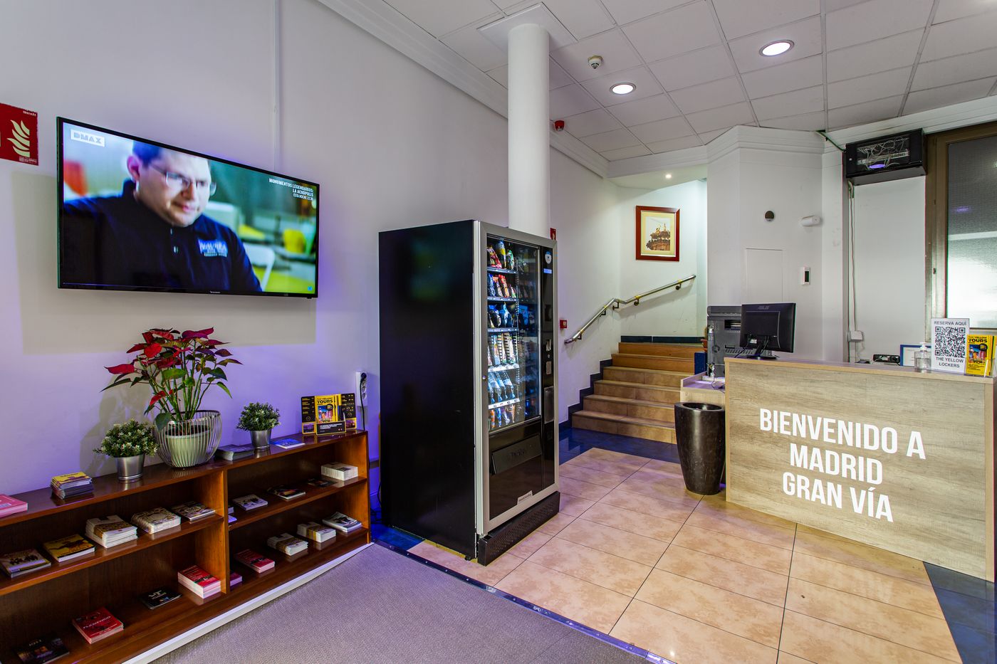 Aquaria-Negresco-Lobby-2