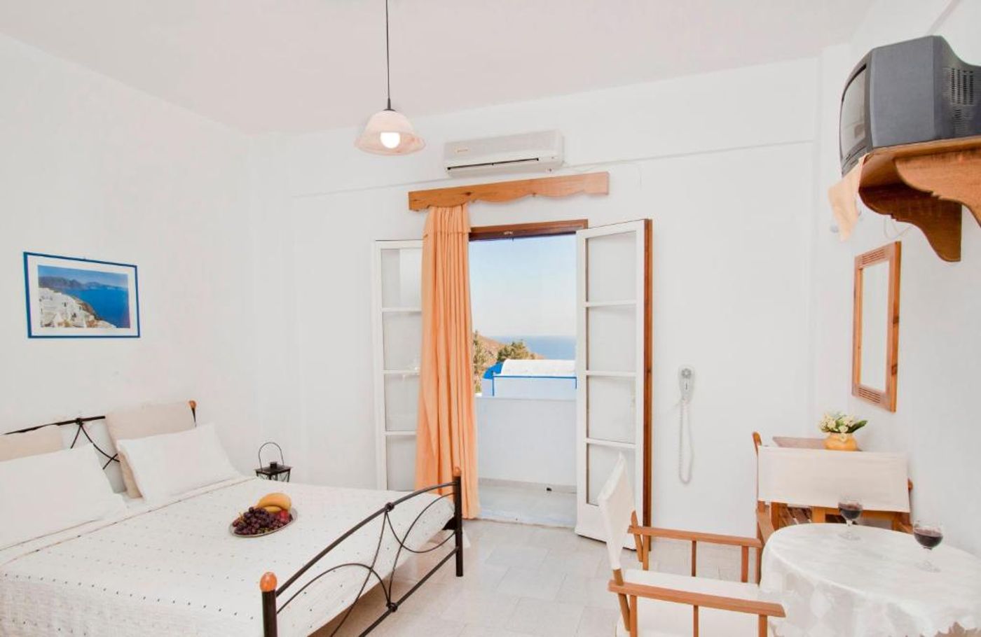 Caldera-Romantica-Room-11