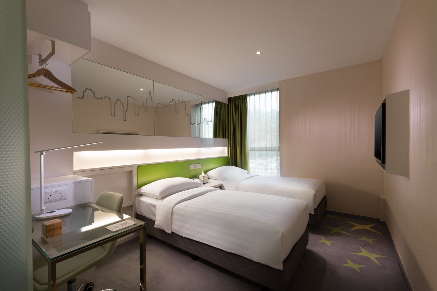 Dorsett-Tsuen-Wan-Hong-Kong-Room-20