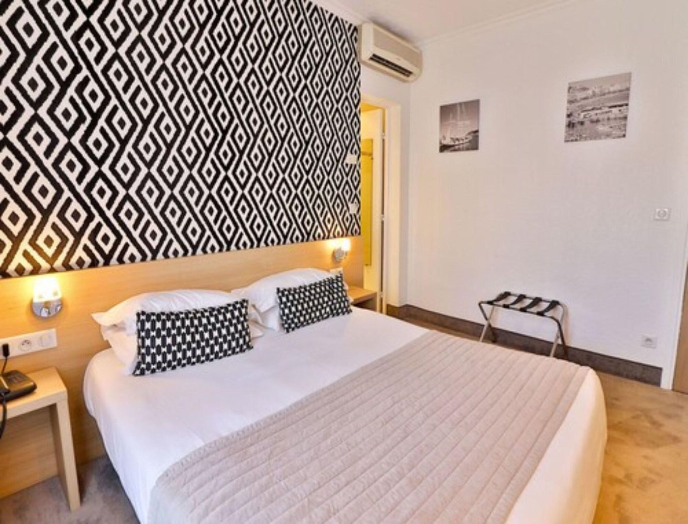 Hotel-Le-Petit-Prince-Room-18