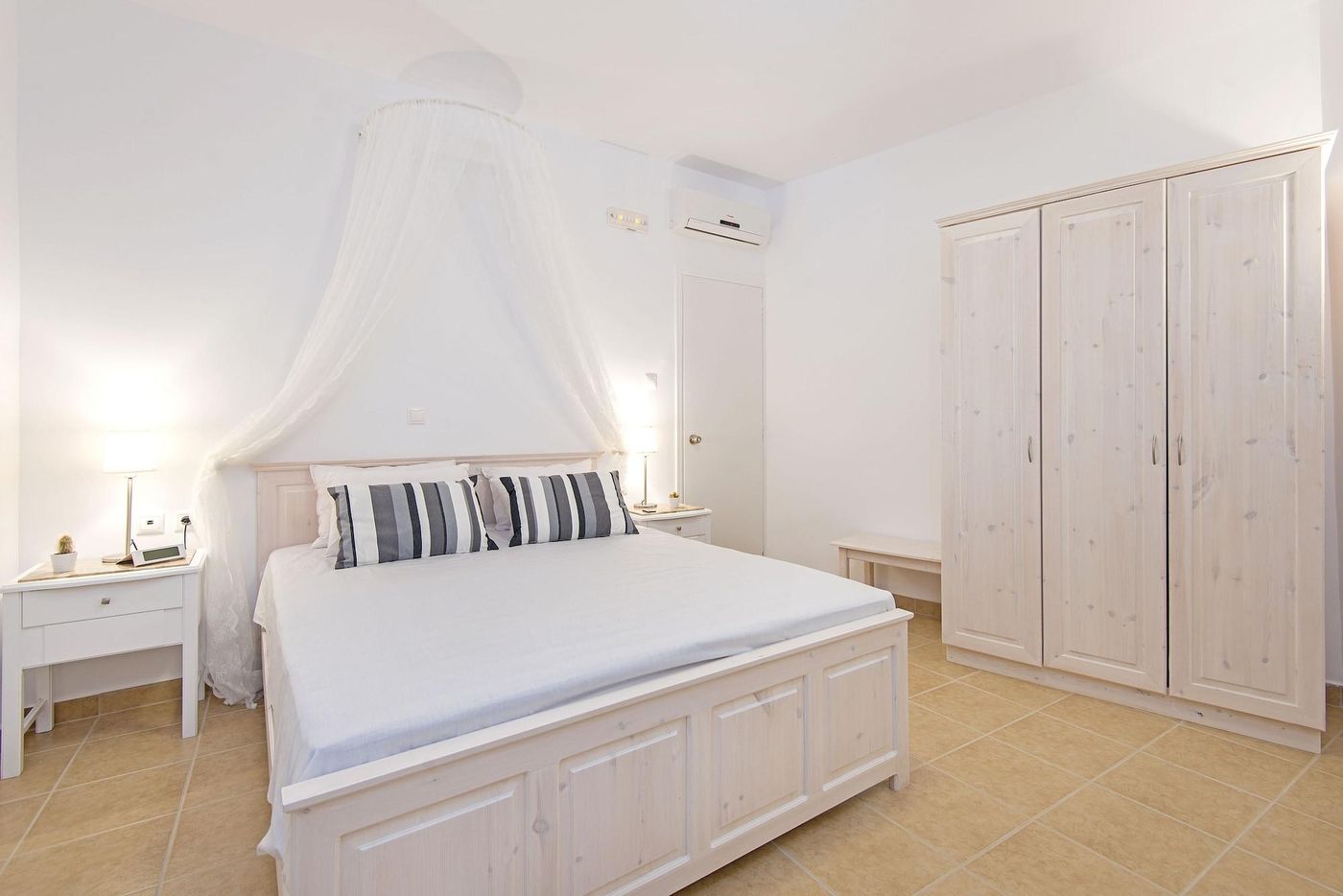 Lindos-Harmony-Suites-Room-18