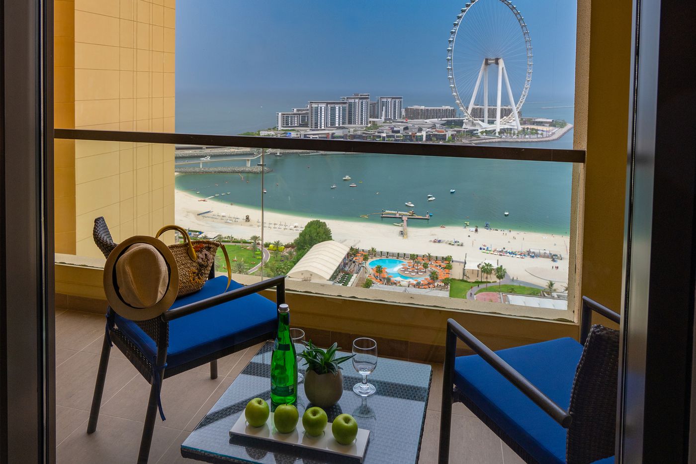 Amwaj-Rotana-Hotel-Jumeirah-Beach-Room-43