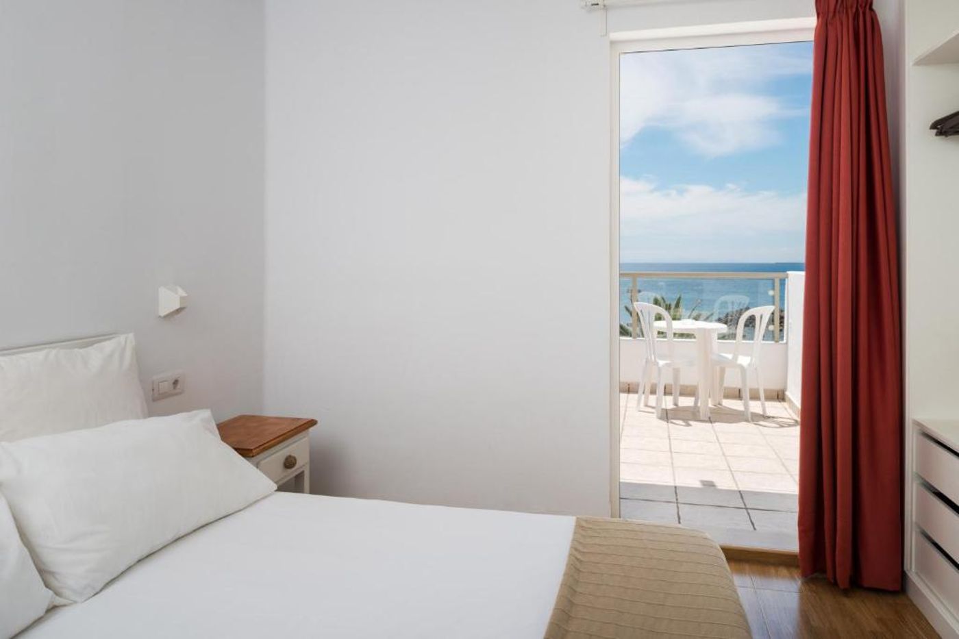 Neptuno-Suites---Adult-Only-Room-31
