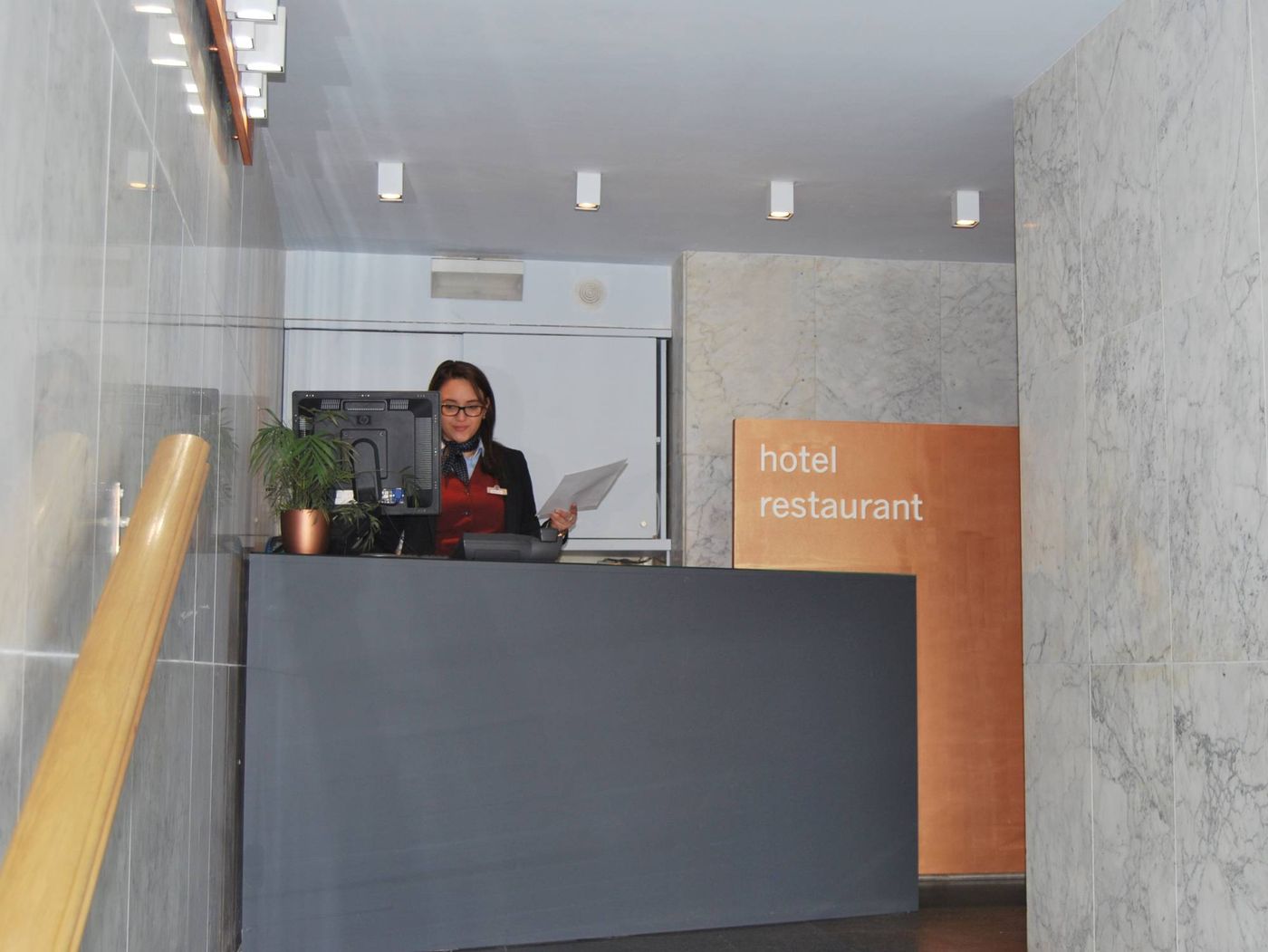 Prestige-Mar-y-Sol-Lobby-27