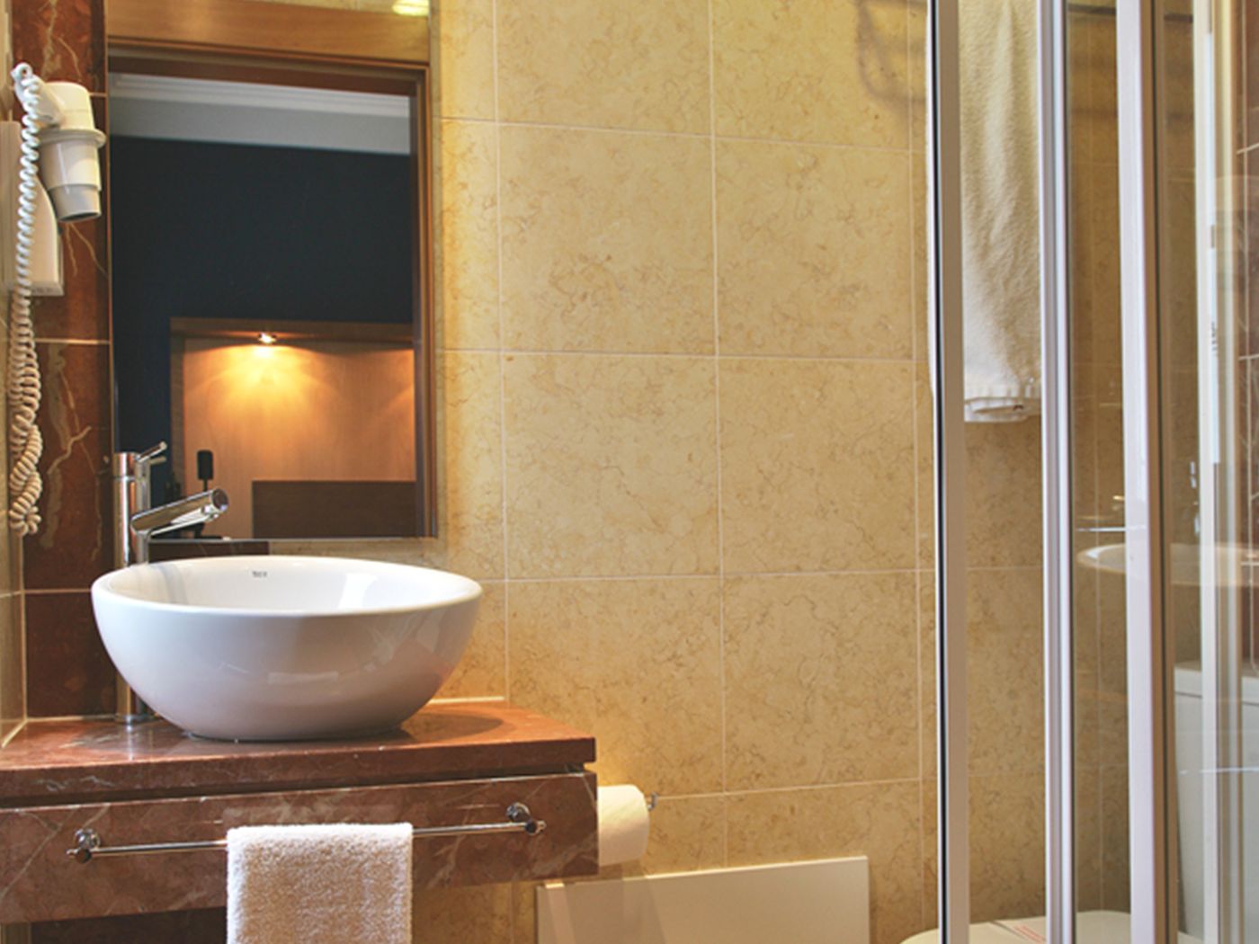 America-Diamonds-Room-42