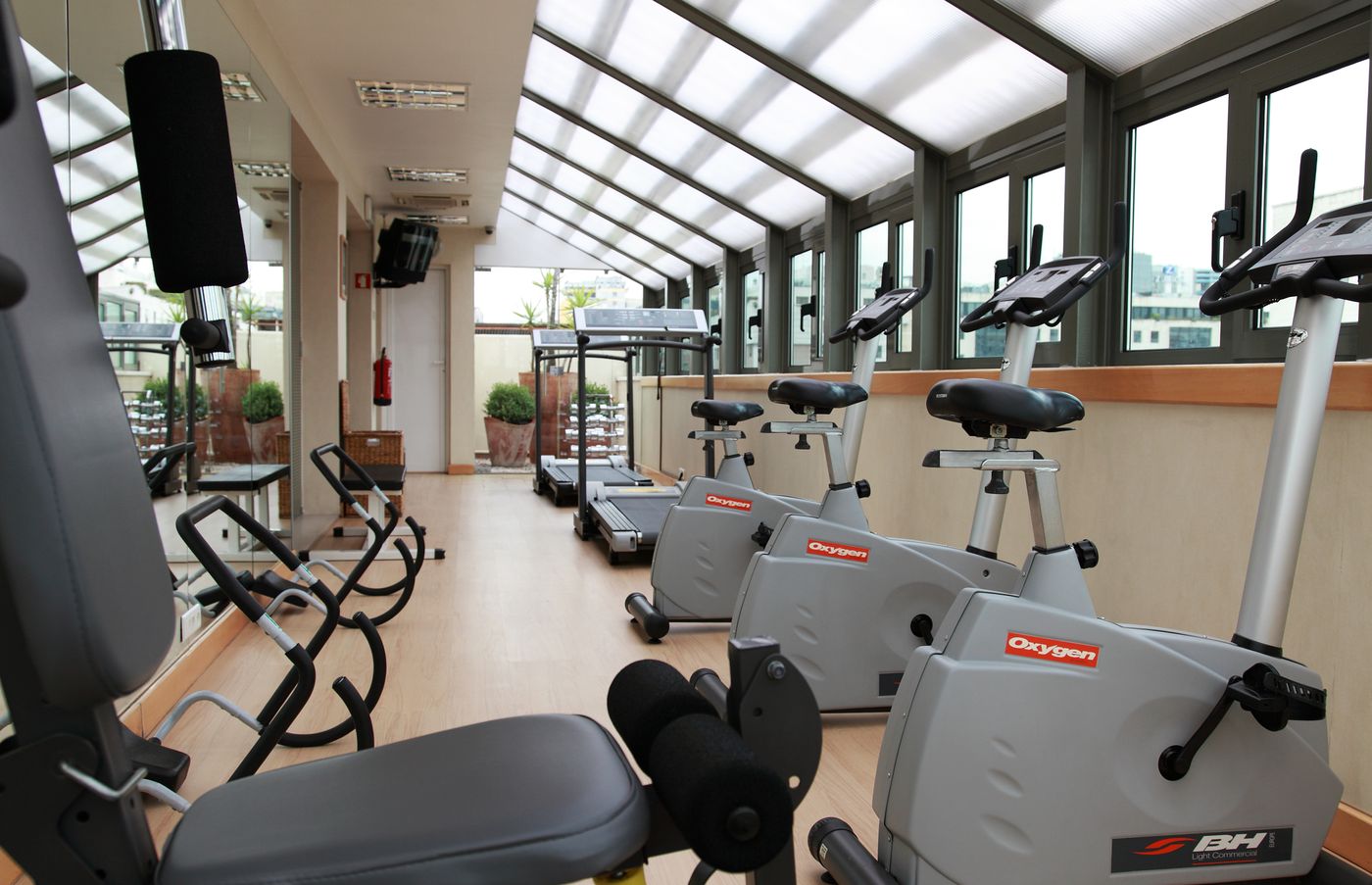 Dom-Carlos-Liberty-Sports-and-Entertainment-28