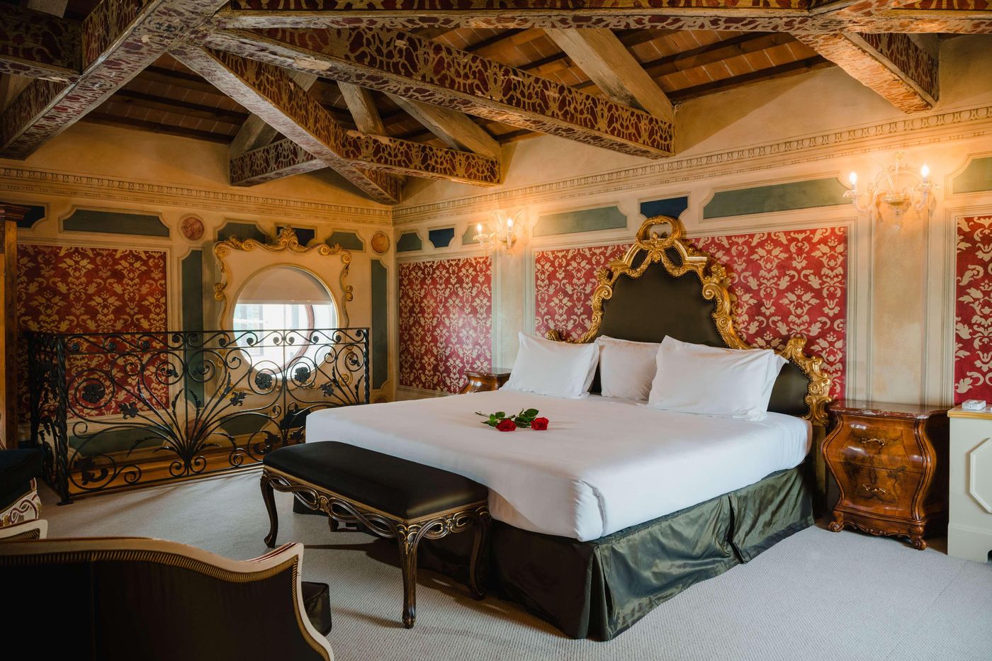 NH-Collection-Venezia-Grand-Hotel-Palazzo-dei-Dogi-Room-12