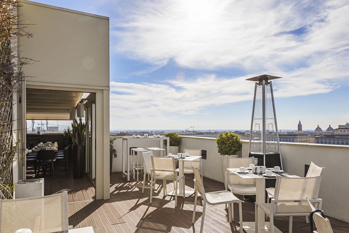 The-Independent-Terrace-35