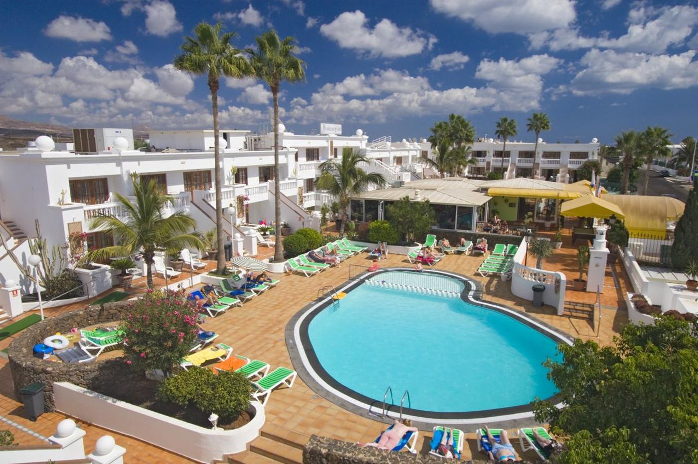 Montana Club Apartments