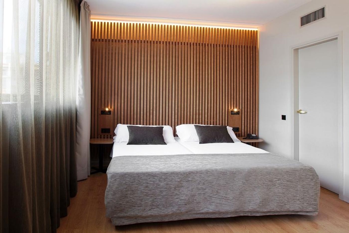 Aparthotel Atenea Barcelona