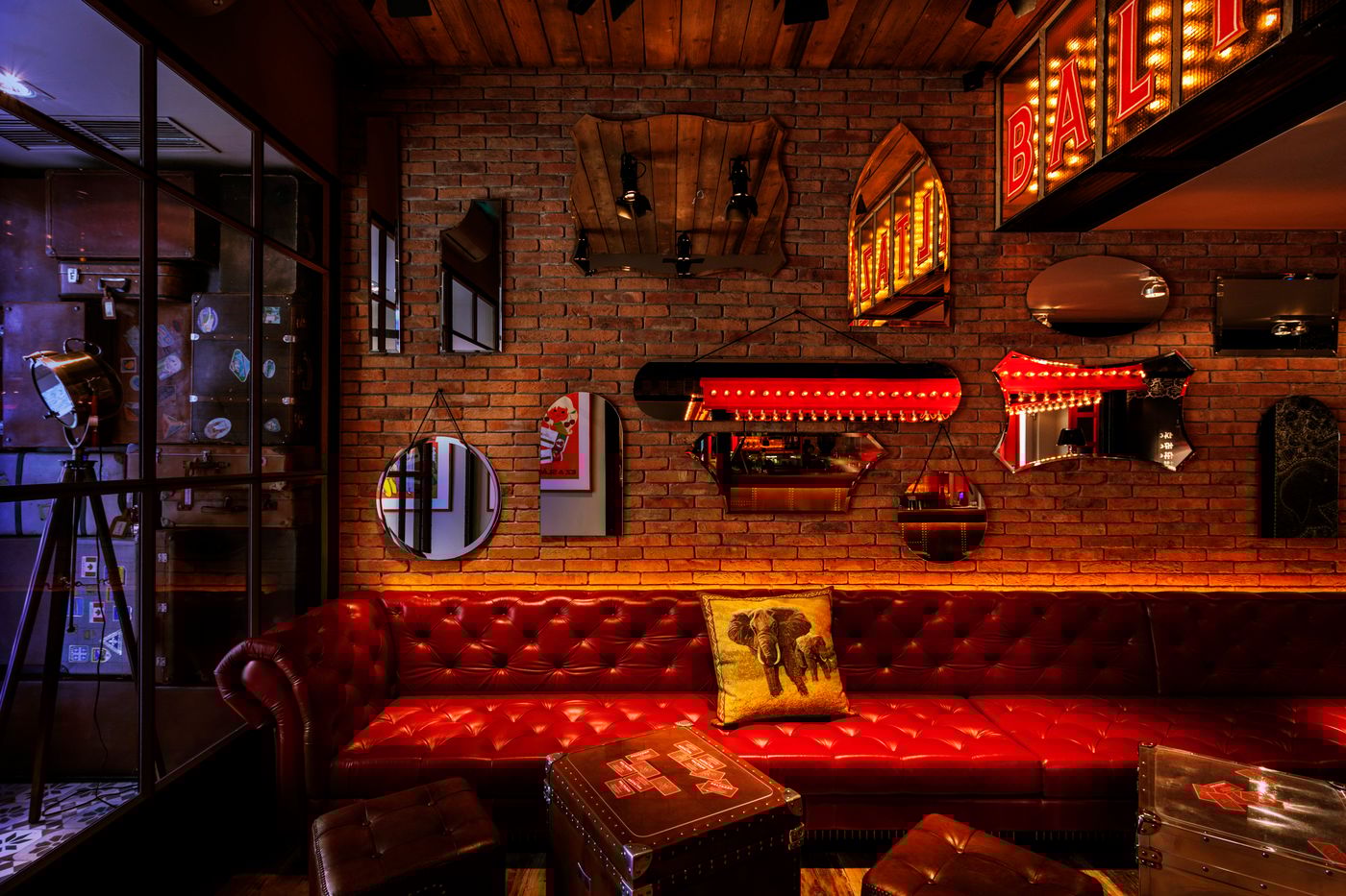 Baltazar-Budapest---Boutique-Hotel-Lobby-15