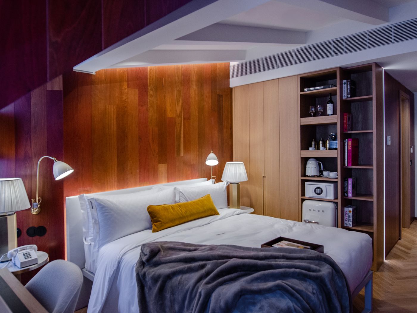 Browns-Avenue-Hotel-Room-51