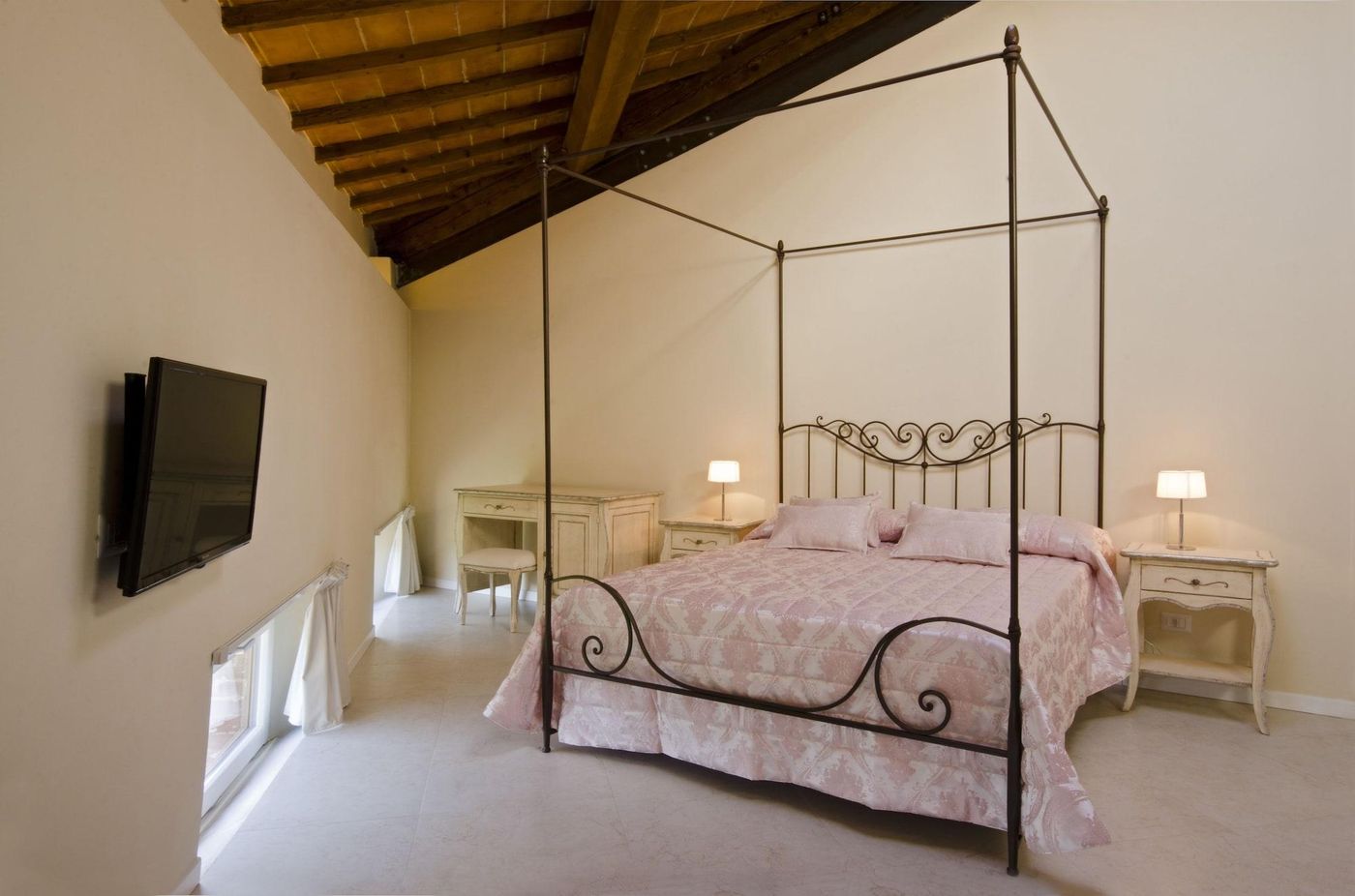 Villa-Del-Sole-Room-24