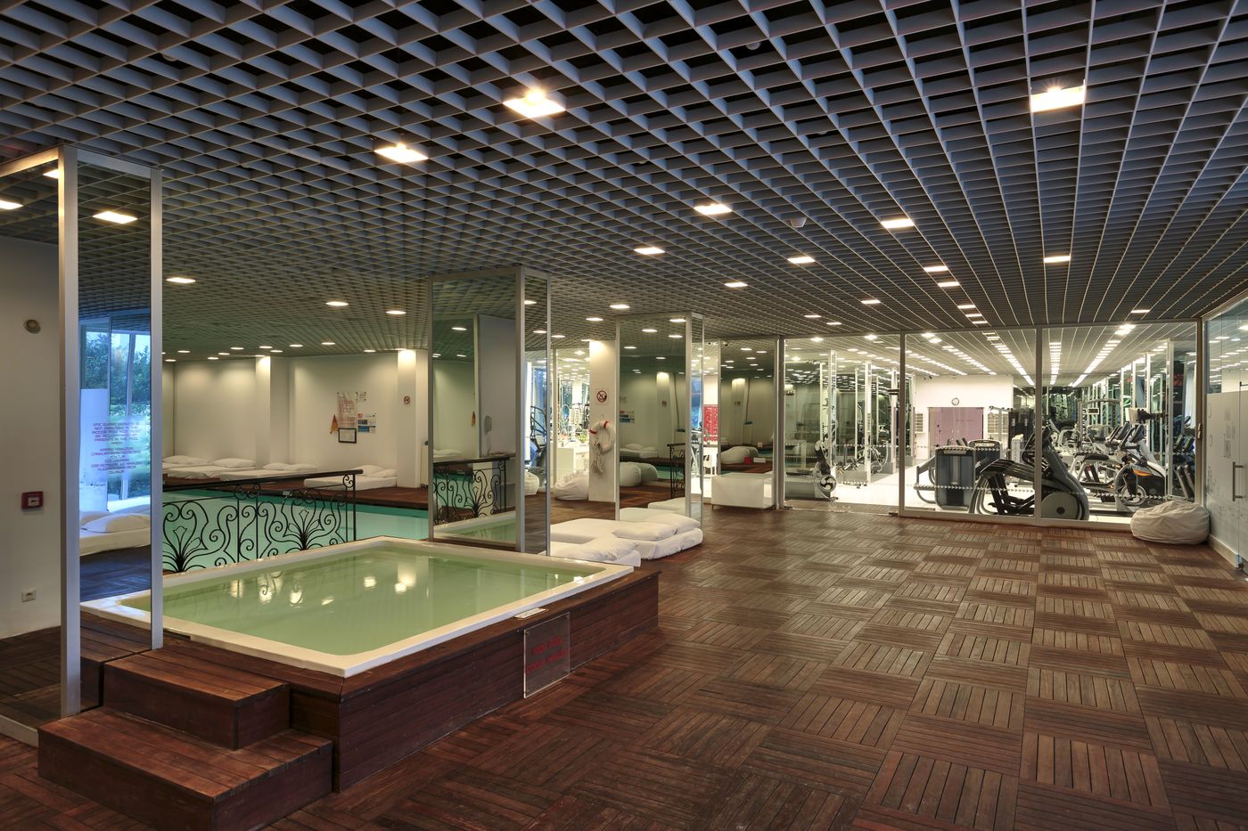 Sunis-Hotels-Su-Pool-58