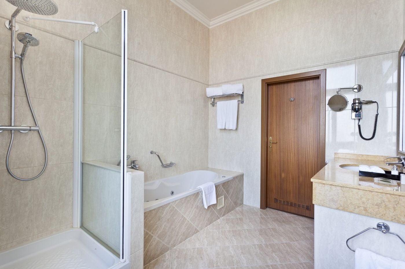 Kosher-Hotel-King-David-General-view-22