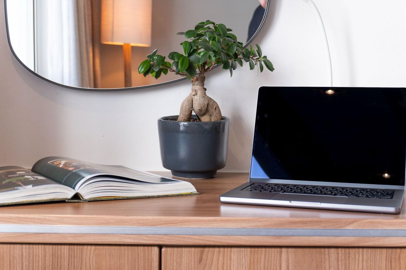 President-Hotel-Room-12