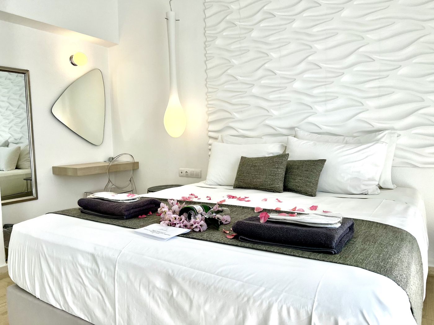 Bruskos-Hotel-and-Suites-General-view-50