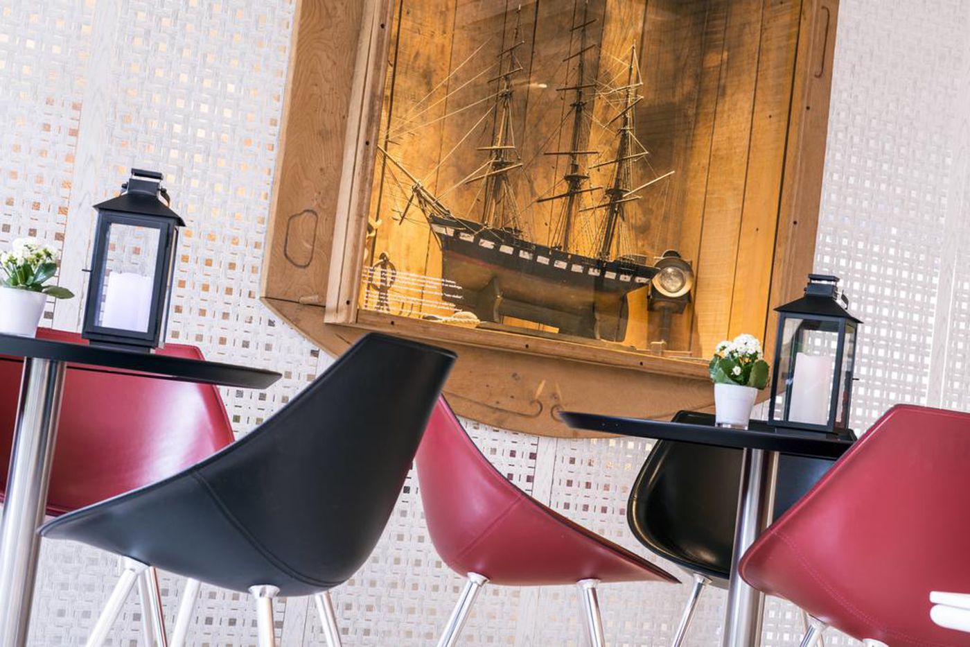 Saint Nicolas Hotel-France-La Rochelle-Lobby-10