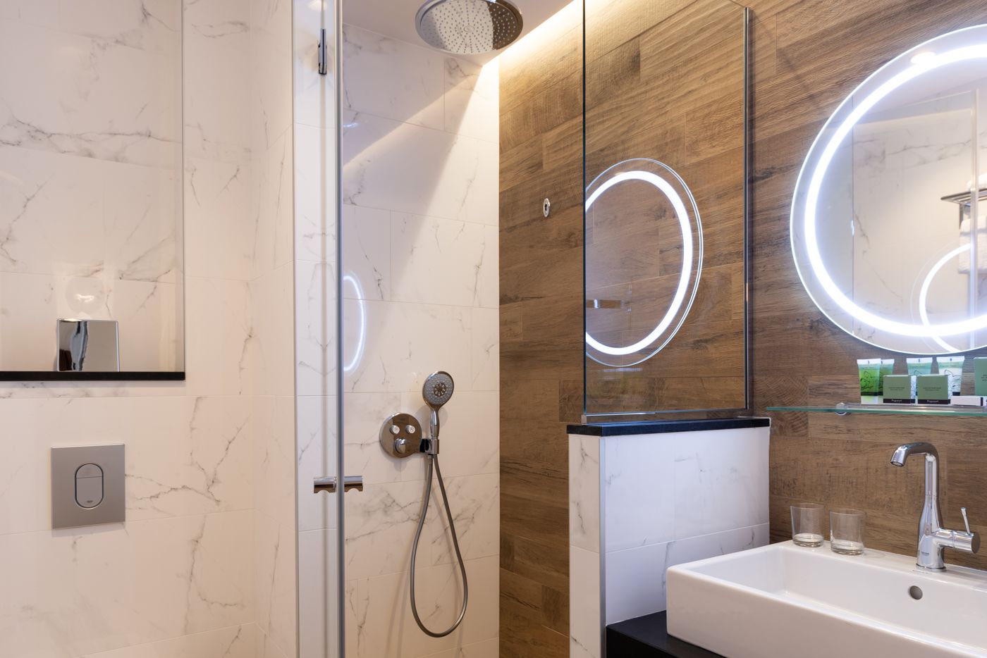 Hotel-Lord-Byron-Room-28