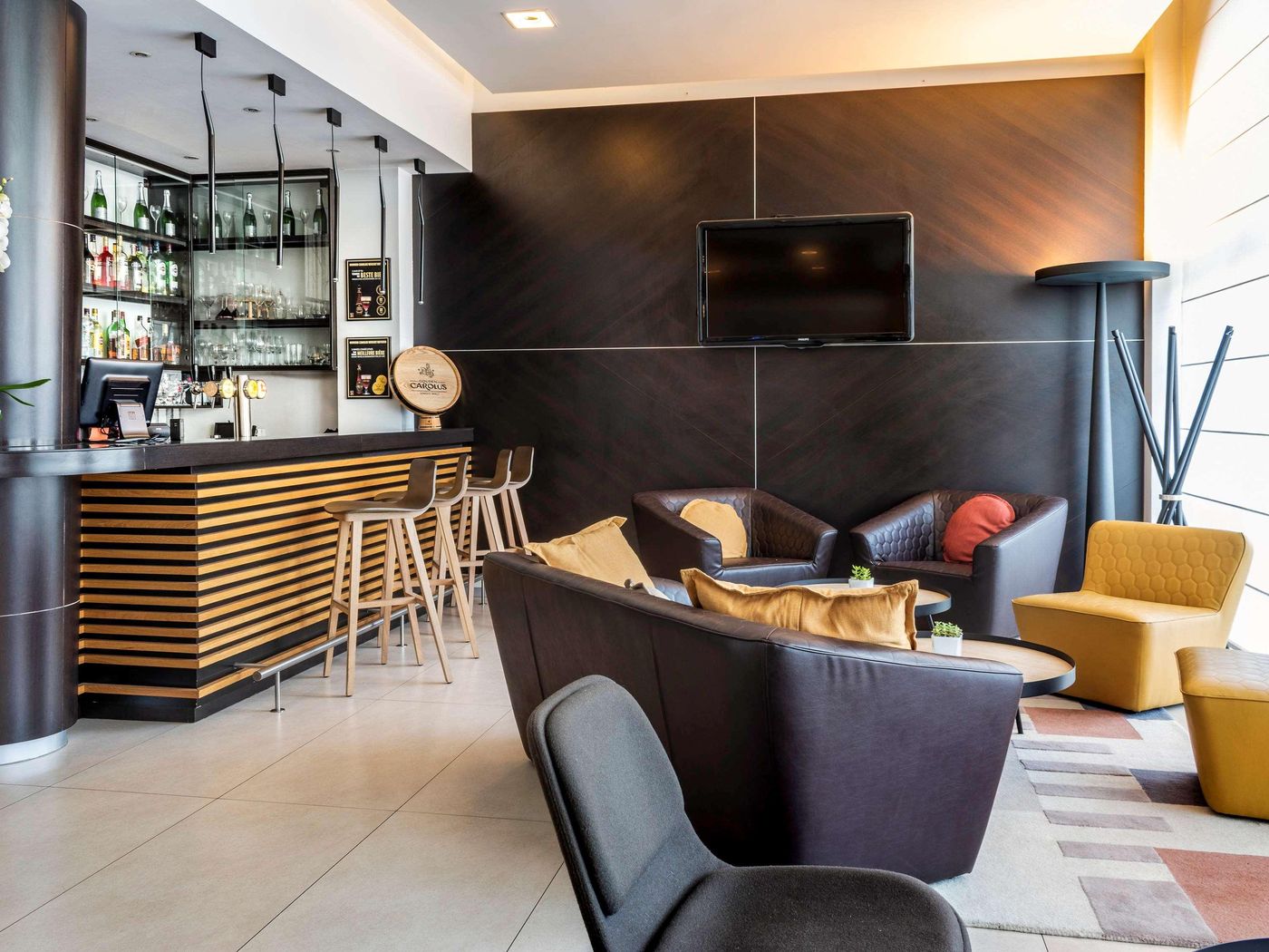 Novotel-Brussels-Centre-Midi-Station-Bar-2