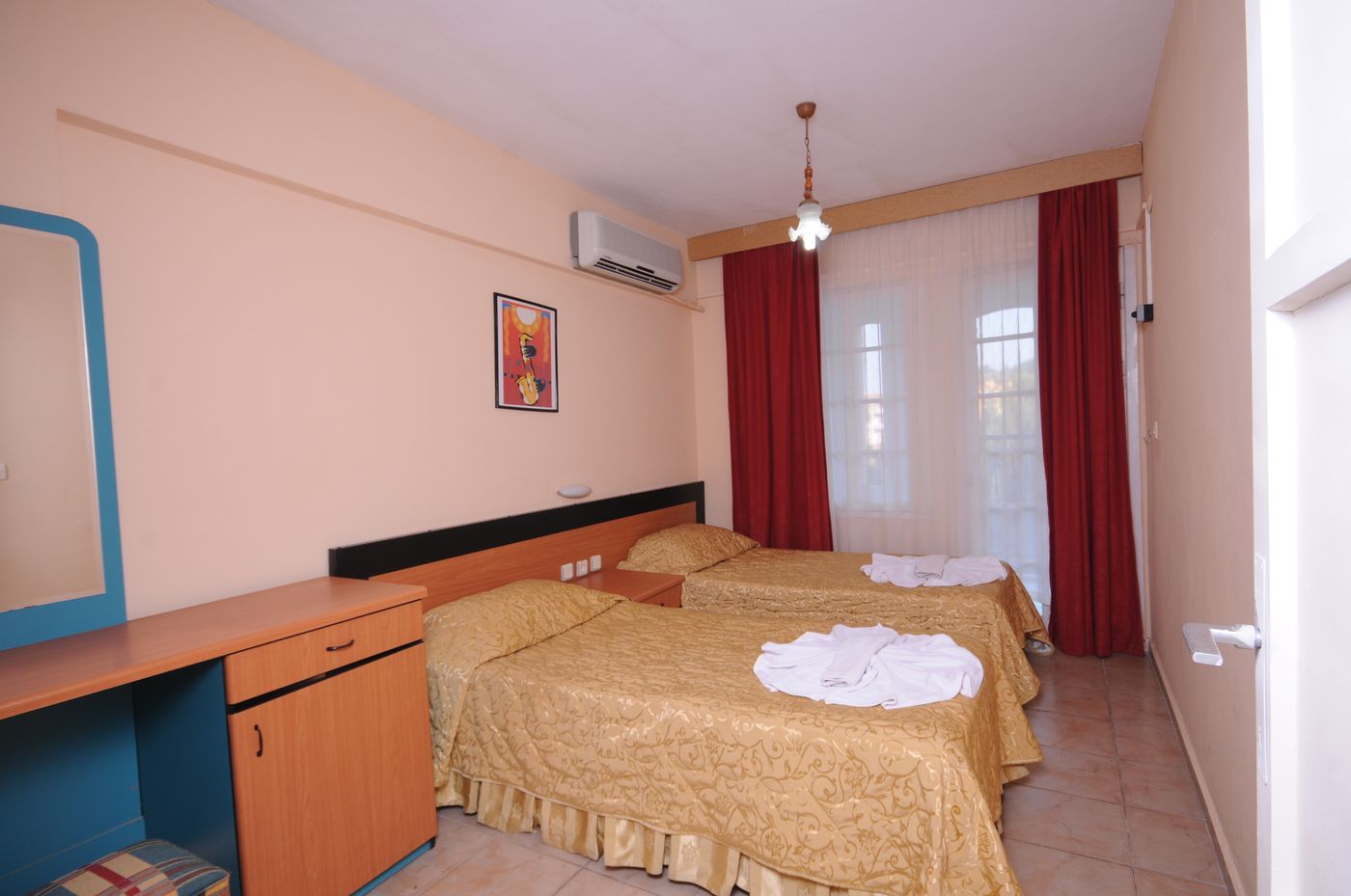 Grand-Villa-Sol-Apart-Room-53