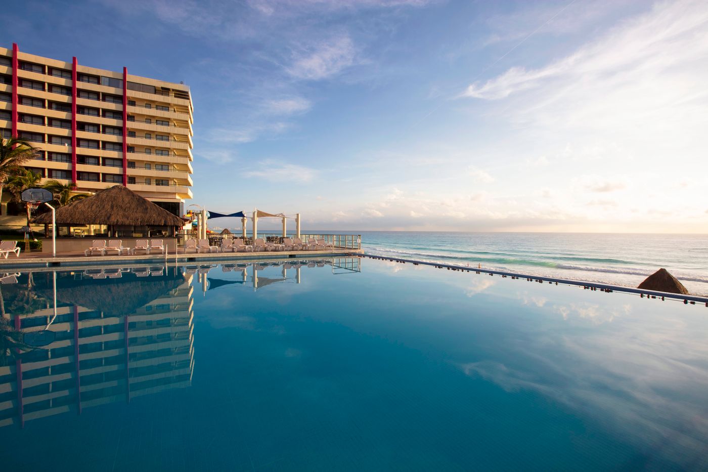 Crown-Paradise-Club-Cancun-Pool-3