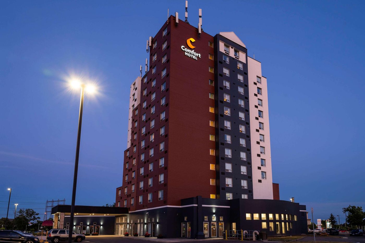 Comfort Hotel Airport North-Canada-TORONTO-General view-7