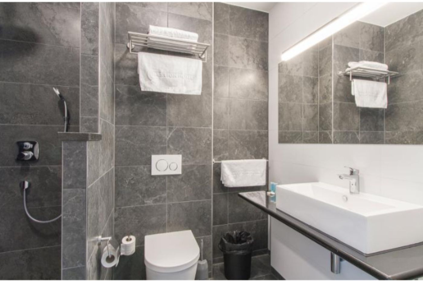 Bastion Hotel Eindhoven Waalre-Netherlands-LA WAALRE-Room-8