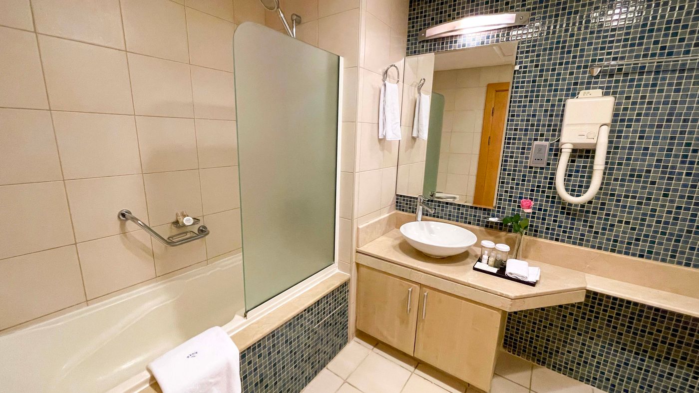 Royal-Club-Palm-Jumeirah-Dubai-Room-21