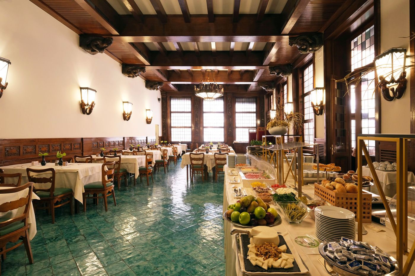 Bettoja-Hotel-Mediterraneo-Restaurant-52