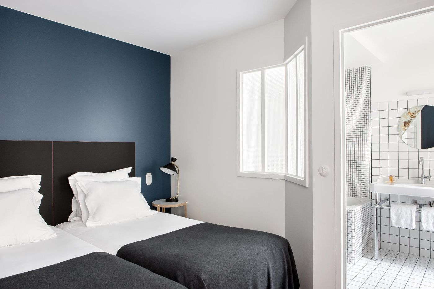 Newhotel Le Voltaire - France - PARIS - Room - 9