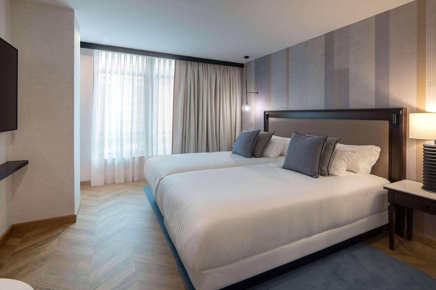 Hyatt-Regency-Hesperia-Madrid-Room-36
