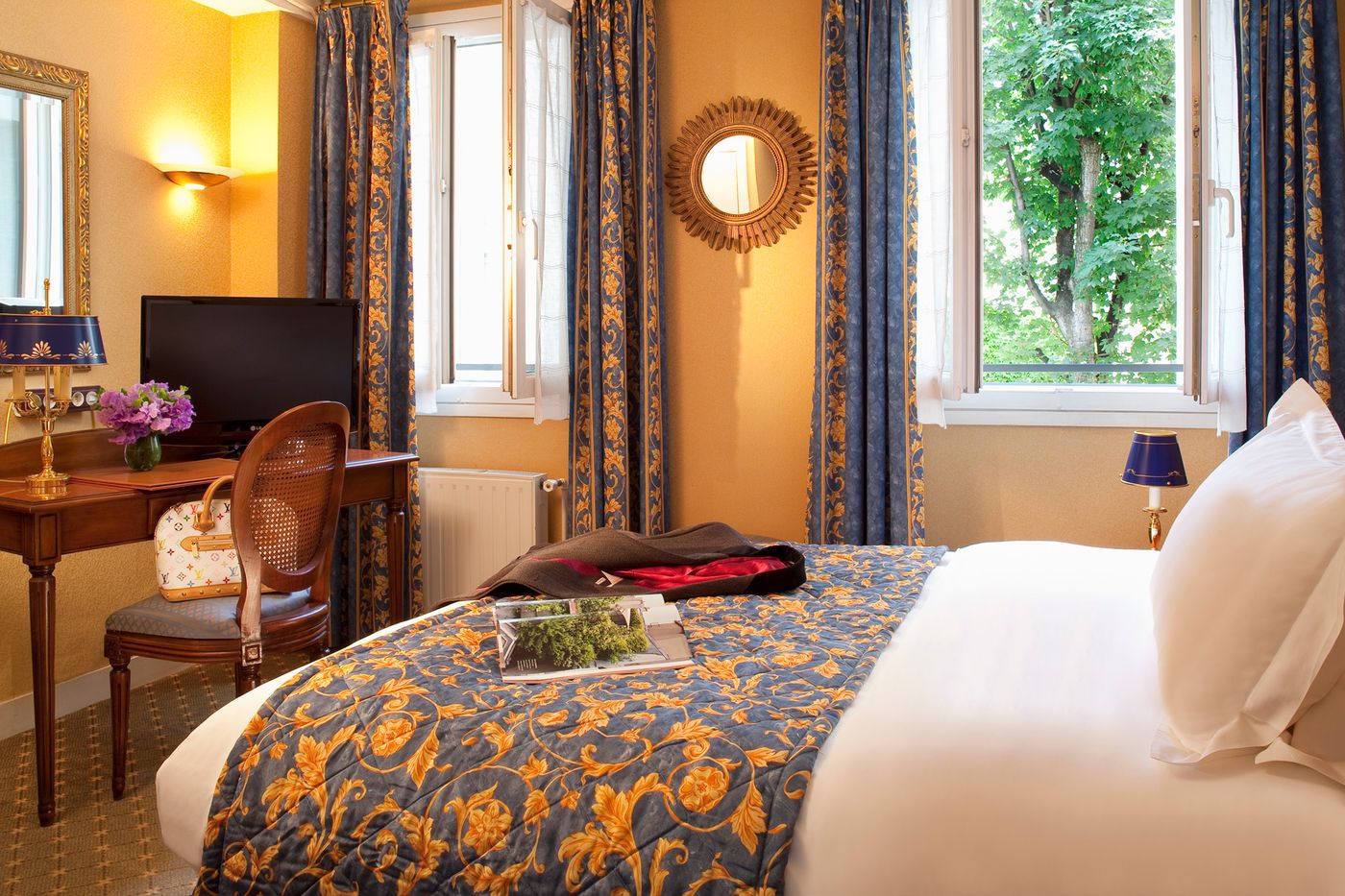 De Varenne-France-PARIS -Room-8