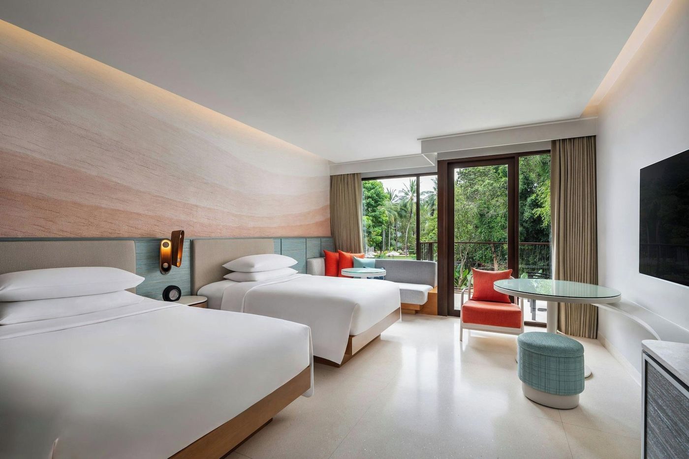 Renaissance-Phuket-Resort---Spa-Room-43