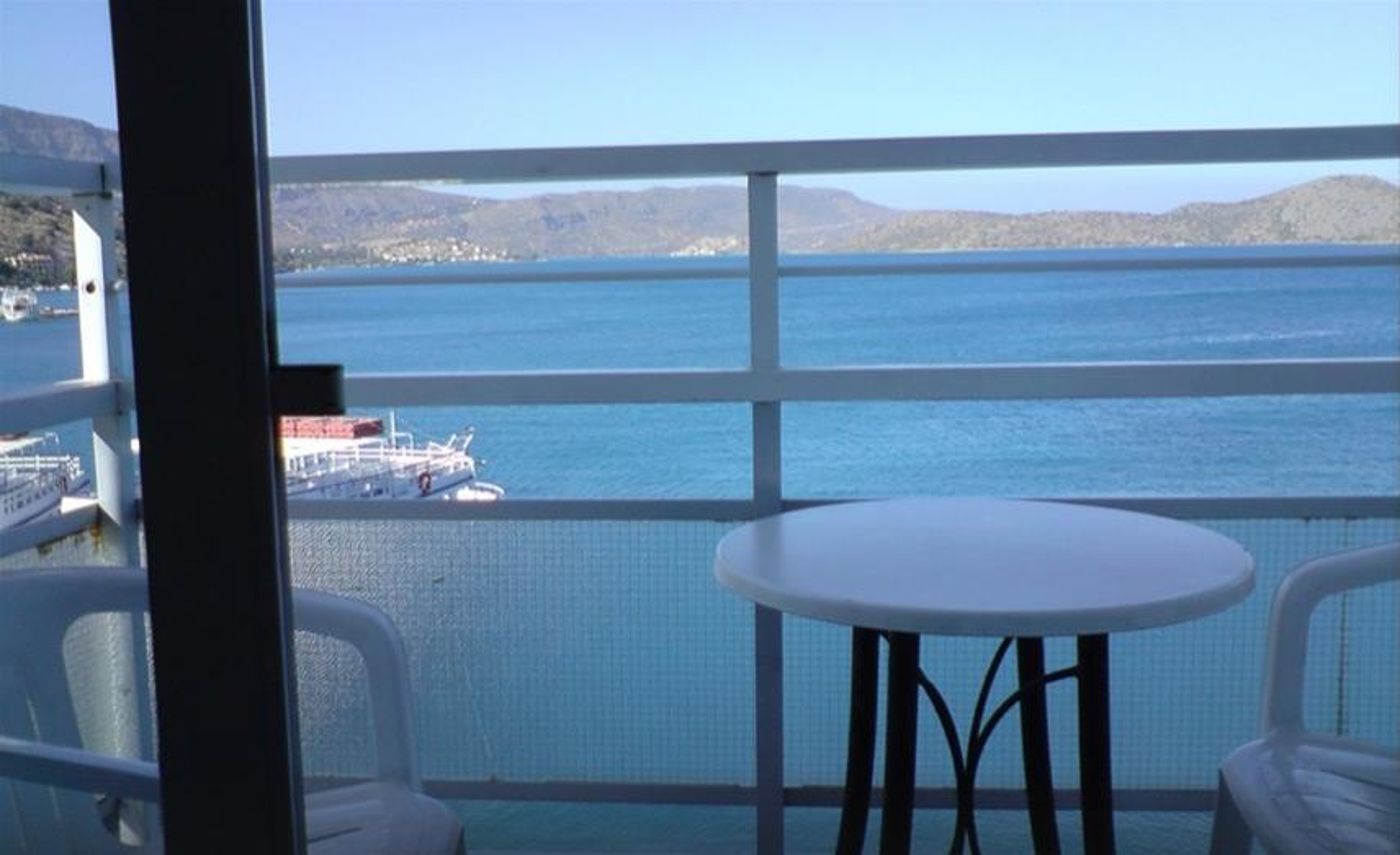 Aristea-Hotel-Terrace-17