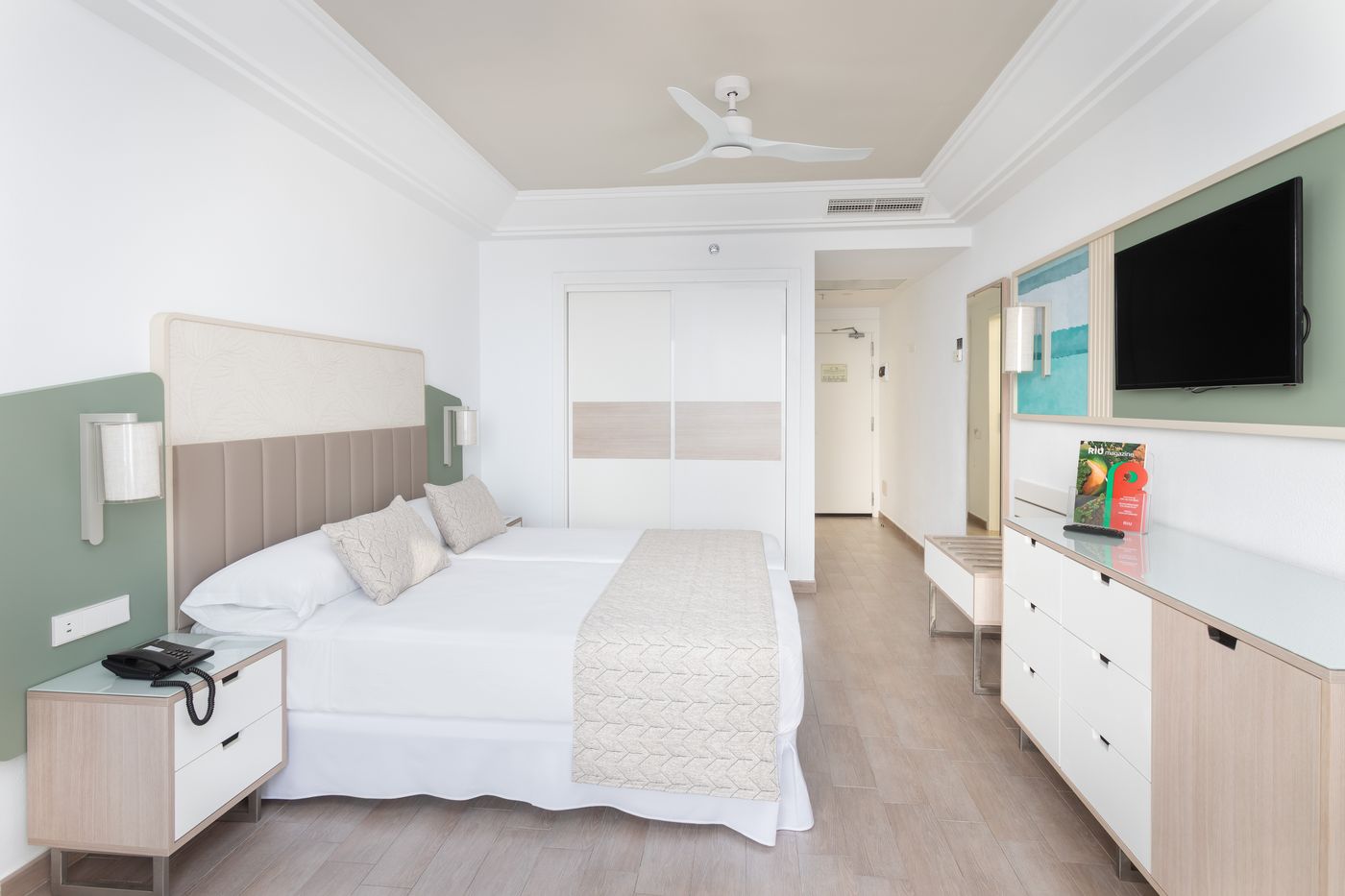 Club-Hotel-Riu-Gran-Canaria-Room-33