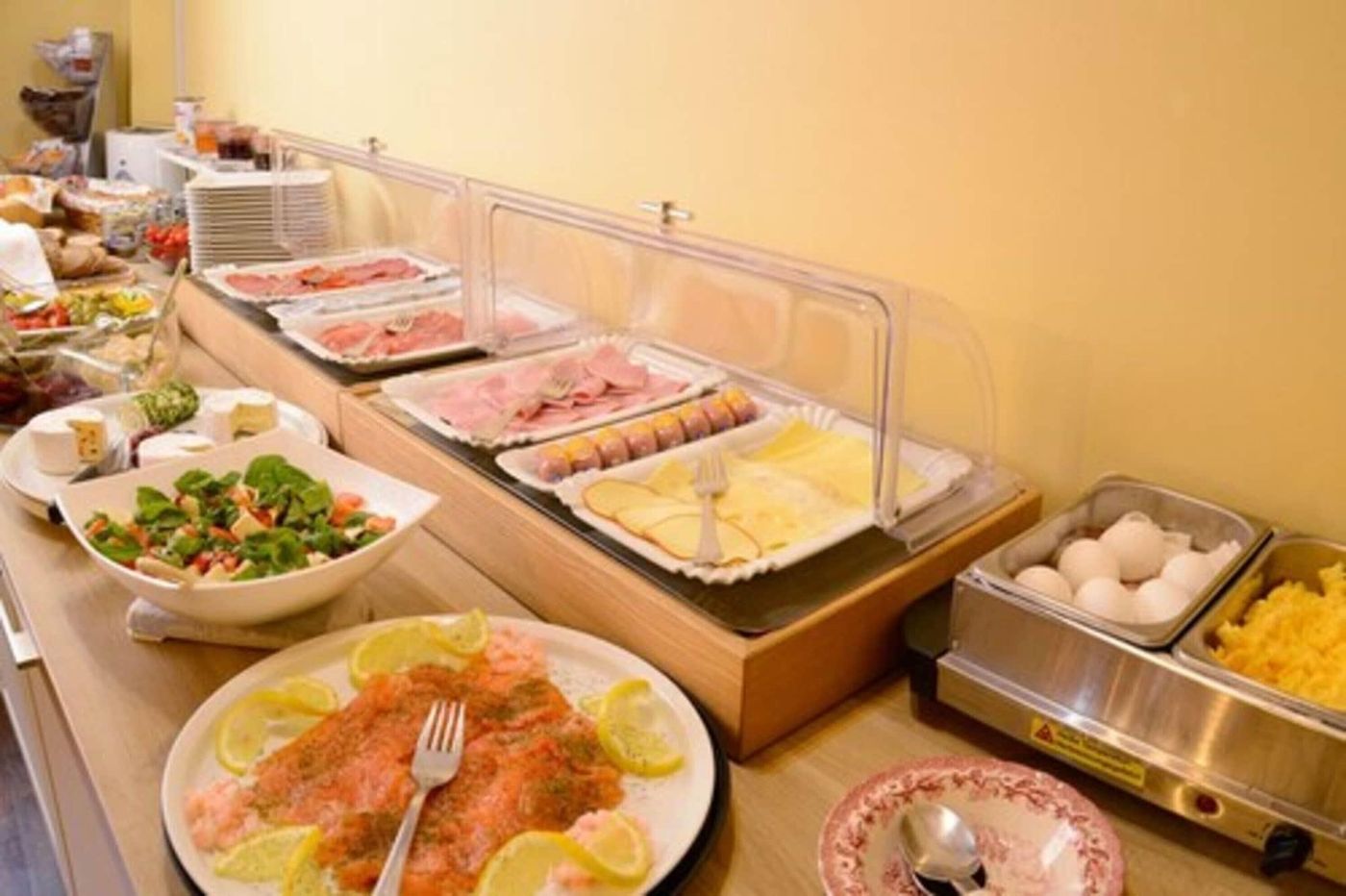 Barcelona Bed & Breakfast - Germany - DÃ¼SSELDORF - Restaurant - 10