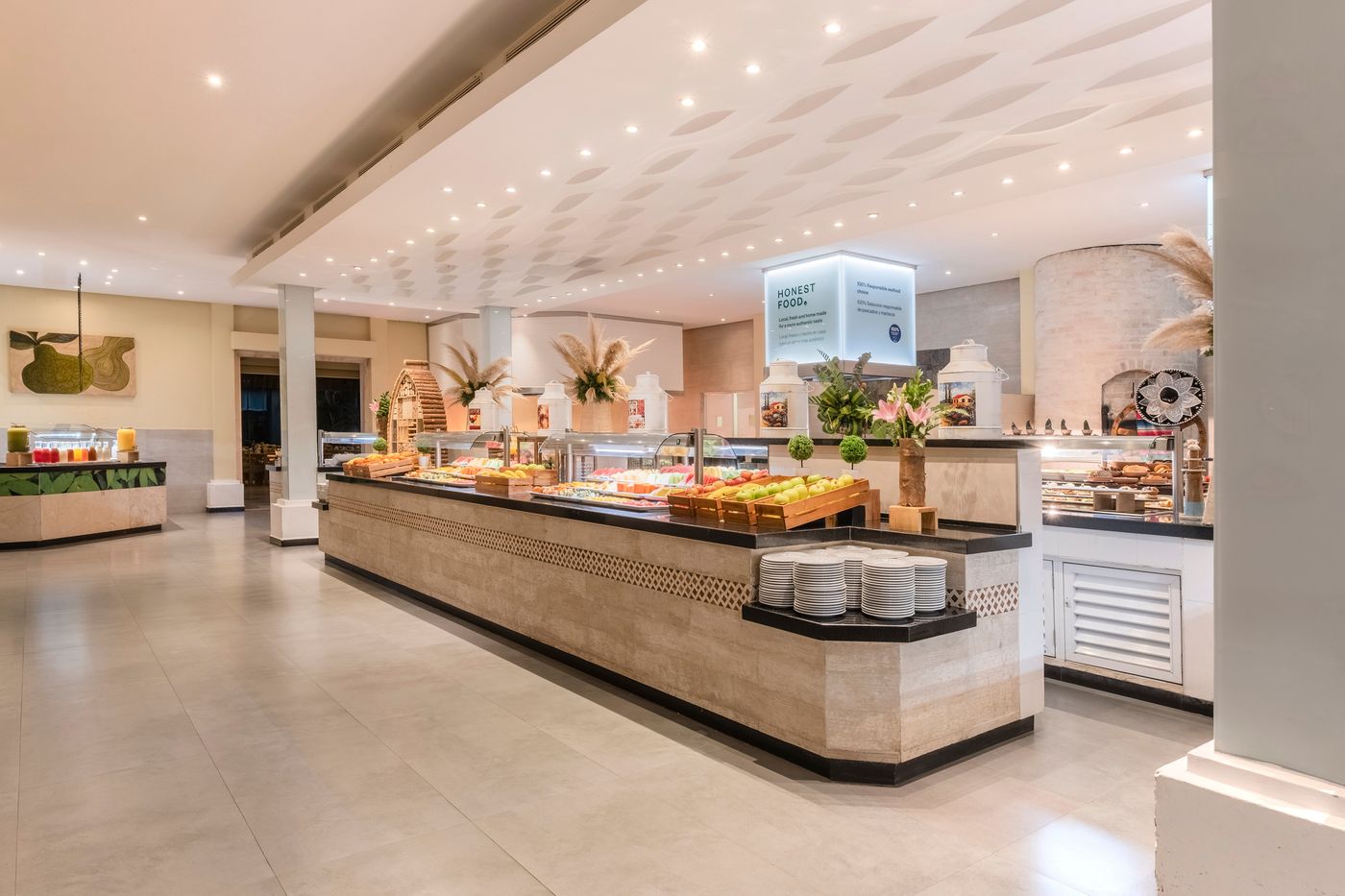 Iberostar-Waves-Tucan-Restaurant-53