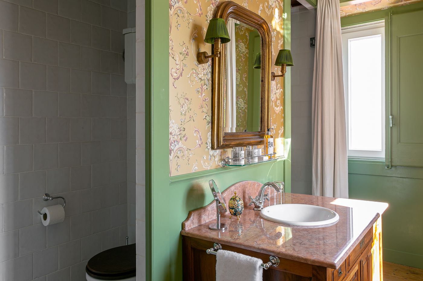 Rosegarden-House-by-Unlock-Hotels-Room-21