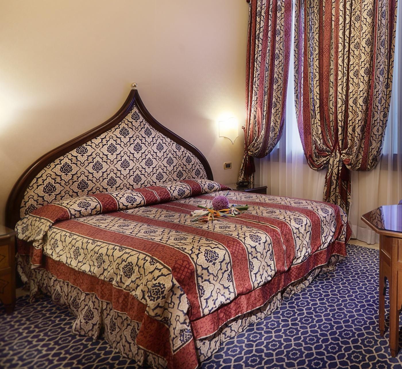 Ai-Mori-d-Oriente-Room-30