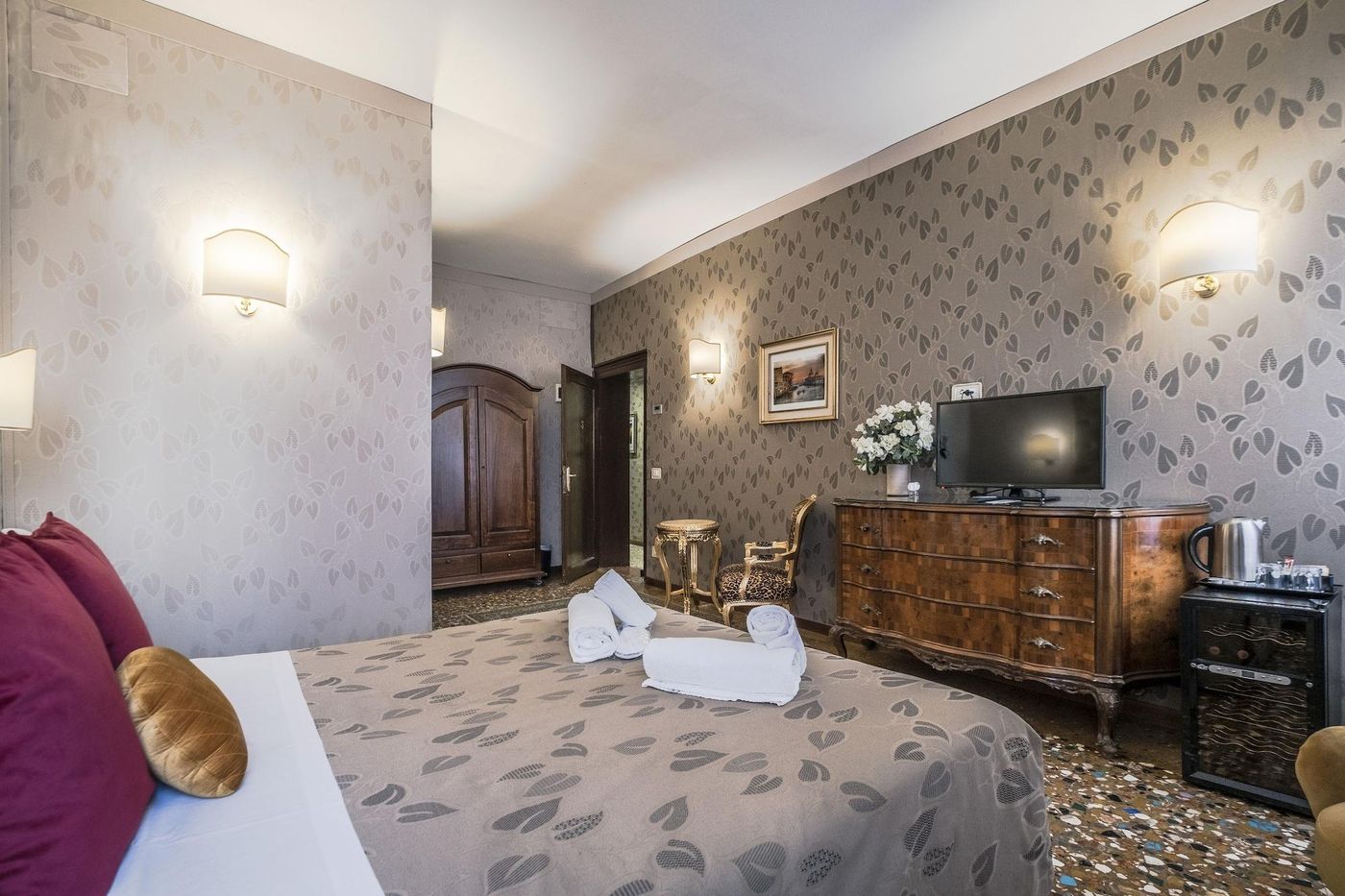 Ca--Lavezzera-Room-14