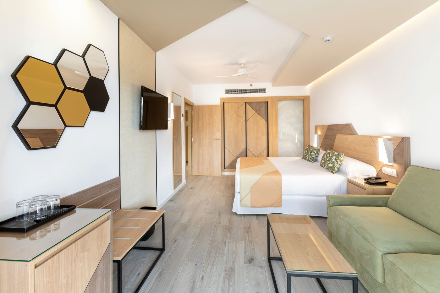 Clubhotel-Riu-Buena-Vista-Room-19