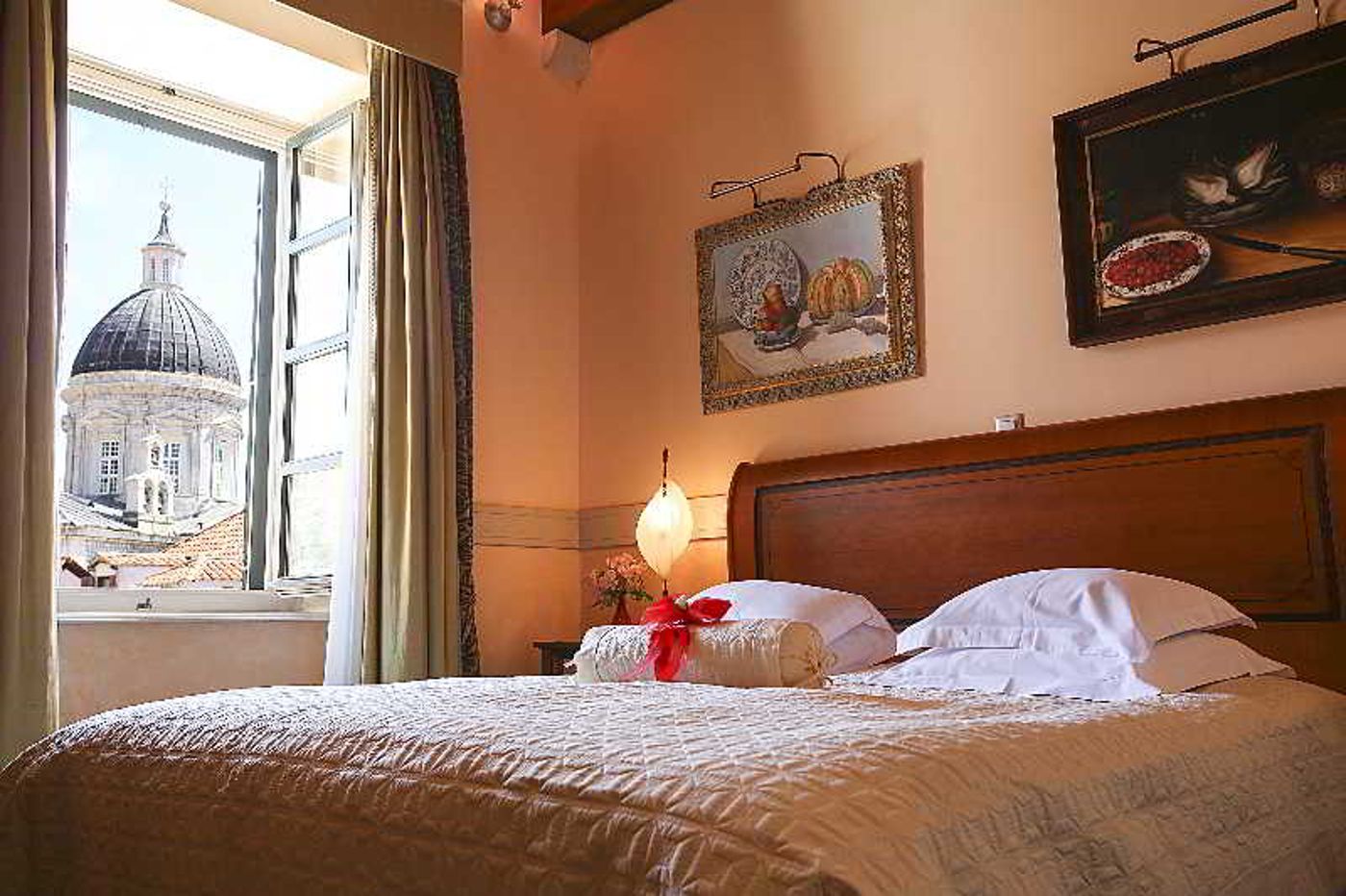 The-Pucic-Palace-Room-4