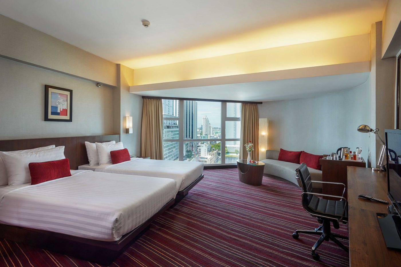 Ambassador-Bangkok-Room-17