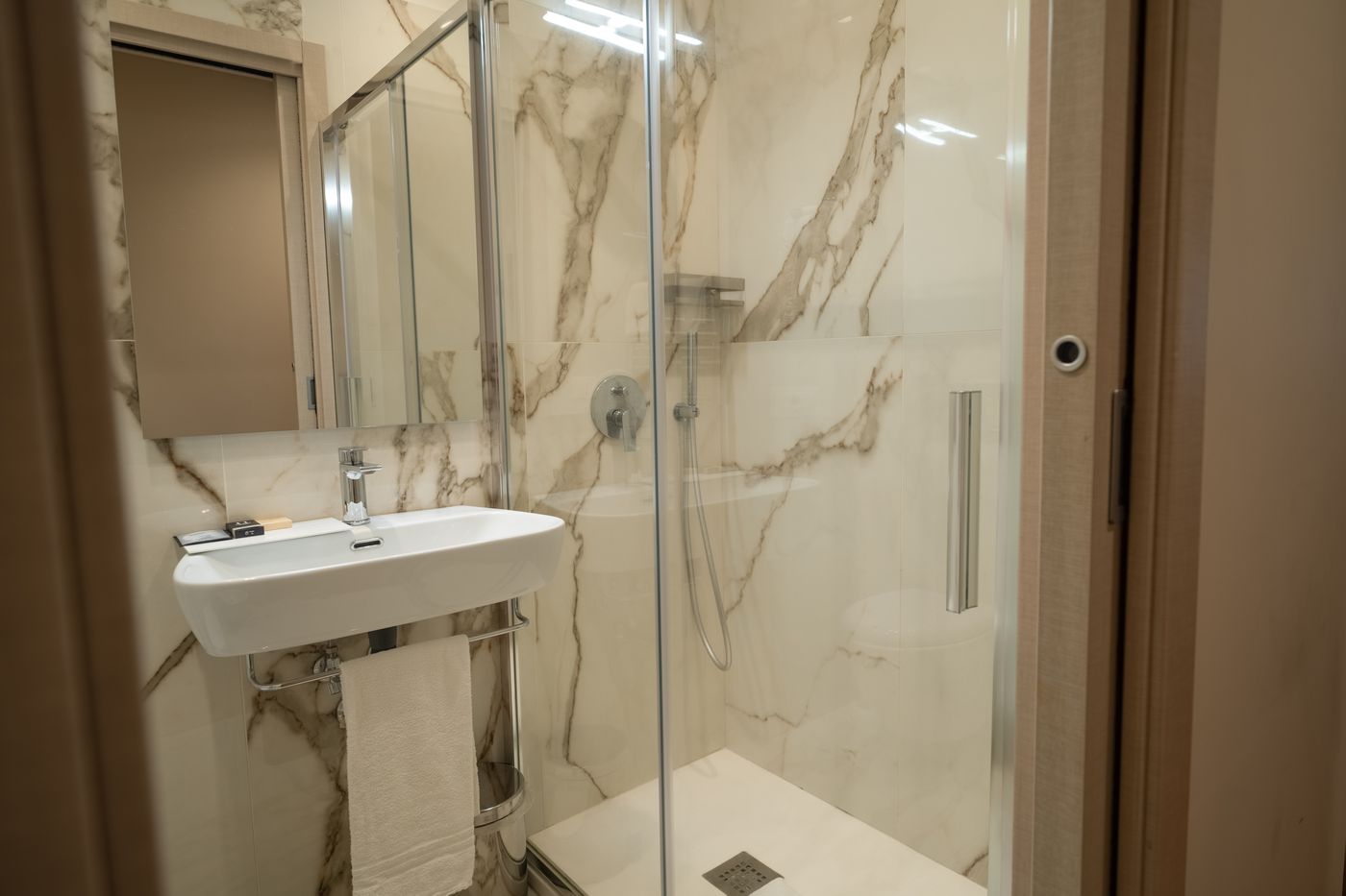 Plaza-Hotel-Catania-Room-27